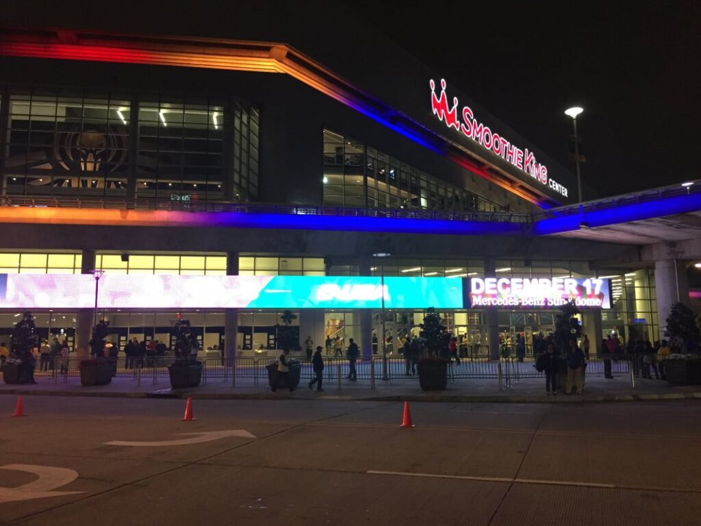 Smoothie King Center guide Itinerant Fan